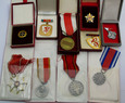 (2) Polska, zestaw medali i odznaczeń, 10 sztuk + pudełka